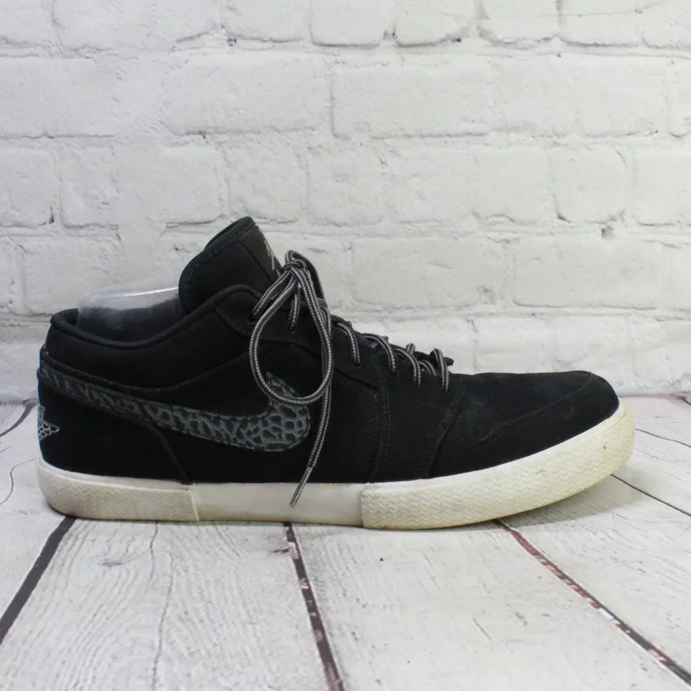 Nike Air Jordan Retro V.1 Black Leather Mesh Low Top Street Sneakers US 11 - Picture 1 of 9